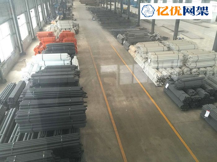 锦州杆件待发货区